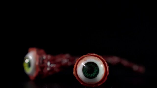 &Eta;uman eye from morgue autopsy school with optic nerve eyeball