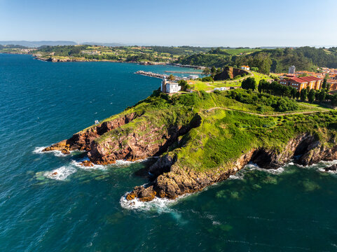Faro de San Antonio de Candas en Asturias