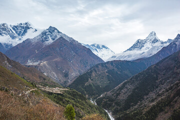 Fototapeta premium Himalayan Mountains view. Nepal, Sagarmatha National Park