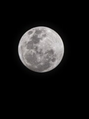 Luna desde la Cordillera de Chile