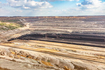 Der Tagebau Hambach ist der größte von der RWE Power AG betriebene Tagebau in NRW. Die Gemeinden...