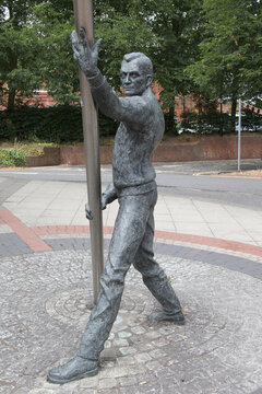One of the twin Statues forming L'Arc in Basingstoke, Hampshire, UK
