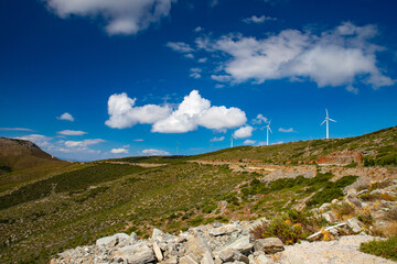 Wakacje i relaks nad morzem w Grecji, piękna linia wybrzeża, egzotyczny krajobraz, niebieskie niebo, klimat śródziemnomorski, wyspa Eubea, Grecja  © anettastar