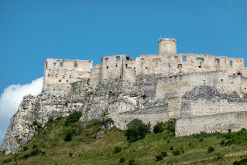 Fototapeta premium Spiš Castle built on a travertine base