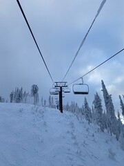 Obraz premium Ski Lift in the Mountains