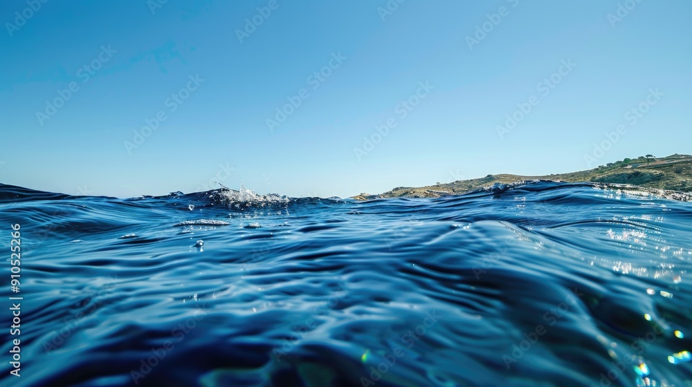Aufkleber view of the ocean from underwater, suitable for use in environmental or educational contexts