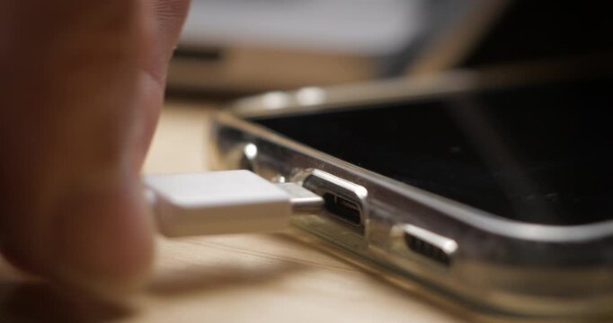 USB-C cable macro plugin to smartphone slow motion