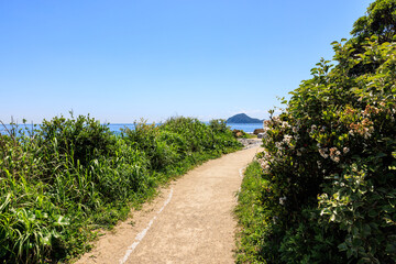 伊良湖岬遊歩道から見た神島　愛知県田原市
