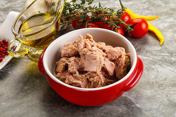 Canned tuna fillet for salad