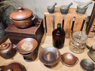 Pottery and mortar and pestle for spice container