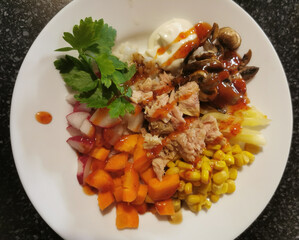asian poke bowl food