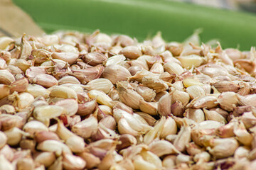 Aromatic garlic cloves and bulbs