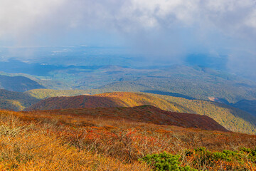 東北地方　秋の栗駒山
