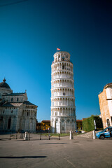 leaning tower