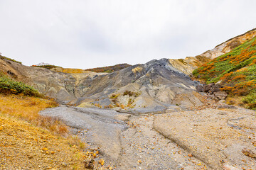 秋田県　秋田駒ヶ岳の紅葉風景
