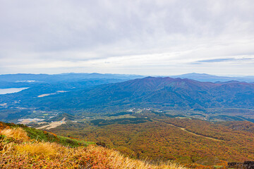 秋田県　秋田駒ヶ岳の紅葉風景
