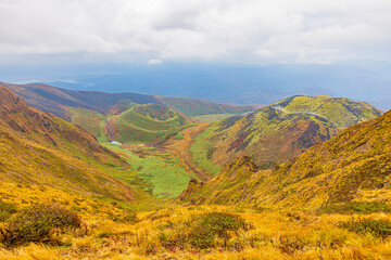 Fototapeta premium 秋田県 秋田駒ヶ岳の紅葉風景 