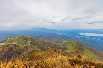 秋田県　秋田駒ヶ岳の紅葉風景
