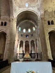 intérieur de l'Abbaye Saint-Pierre de Beaulieu-sur-Dordogne