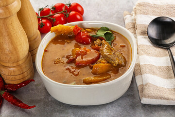 Yellow Thai curry with beef