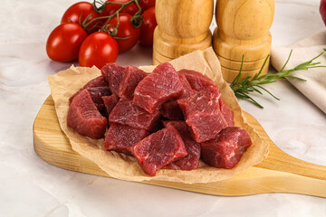 Raw beef cubes for cooking