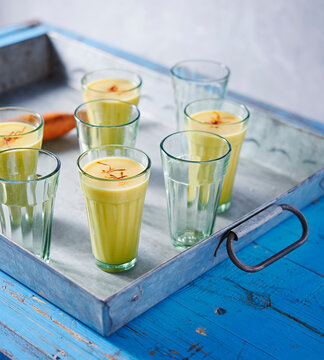 Turmeric and saffron latte