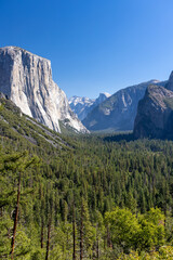 El Capitan mountain in Yosemite National Park