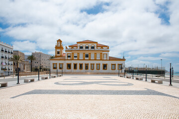 Campo del Sur Elementary School and Tavira II Tower - Cadiz, Andalusia, Spain © Analisisgadgets