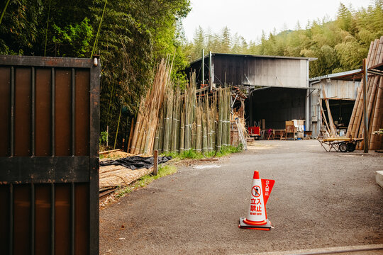 Warning sign in front of construction site