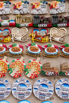 Magnet souvenirs in Rome