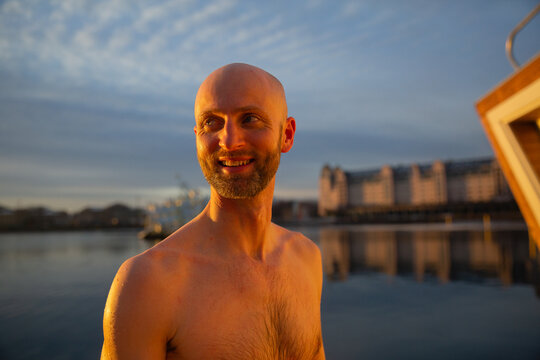 A man in low light in the winter in Oslo