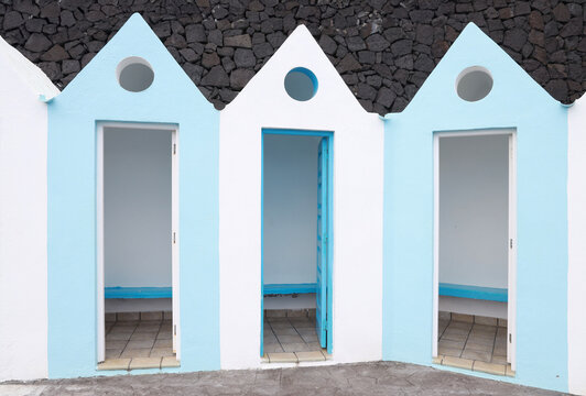 changing cabins