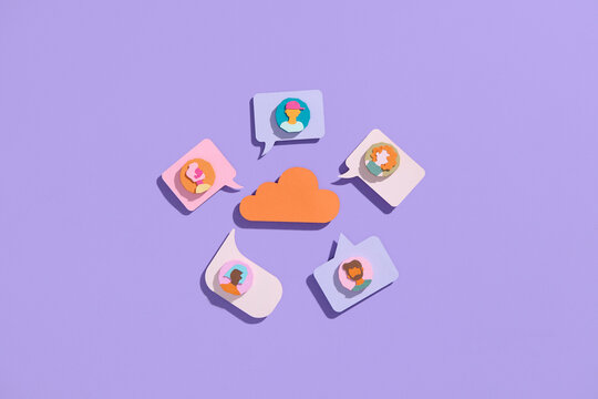 mobile applications bubbles speech social media around cloud