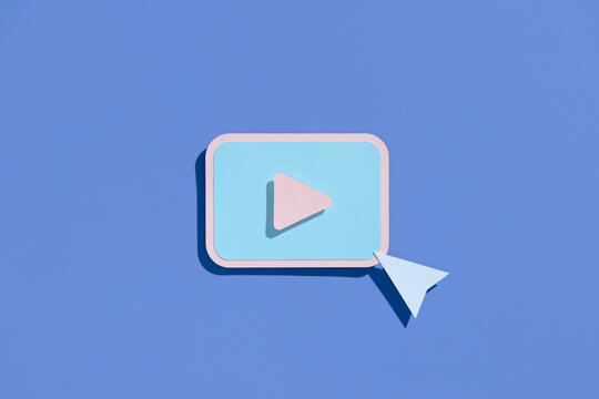 Play button icon in trendy flat style isolated on purple background