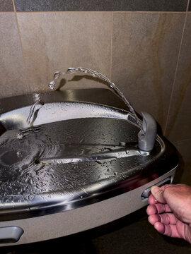 Water fountain in use 
