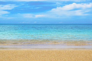 Fototapeta premium Beautiful tropical beach with blue sky, Nature background