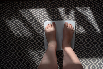 First person view on electronic scale