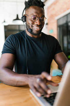 Customer support team collaboration and strategy