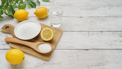 クエン酸・イメージ｜クエン酸(粉末)とレモン