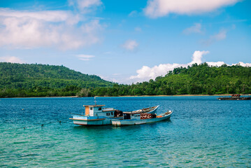 Fototapeta premium Fishing boats are anchored near the coast