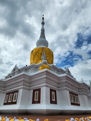 Phra That Na Doon is an important Buddhist site. The beautiful white color is important and famous...