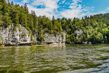 Les Brenets, le lac des Brenets, Felsen, Felswände, Doubs, Fluss, Le Locle, Bootsfahrt, Ausflug,...