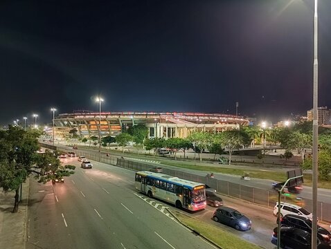 Est&aacute;dio Maracan&atilde; ( Rio de Janeiro) a noite com as luzes ligadas em 08/2024