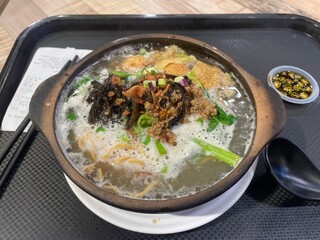 マレーシアのおいしいクレイポットイーミー
