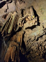 동굴 석주 종유석 석순 cave