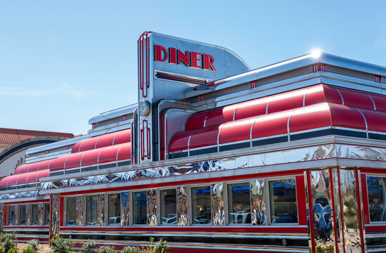 PIGEON FORGE, TN - 12 MAR 2024: The Sunliner Diner, a 1950s themed classic American restaurant in art deco building, on a sunny day.