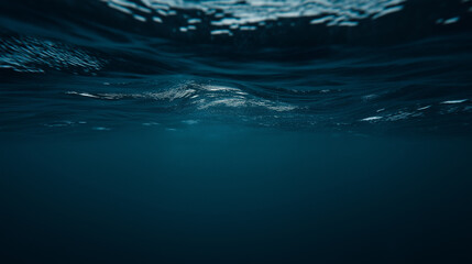 Obraz premium Calm ocean surface viewed from below during twilight hours