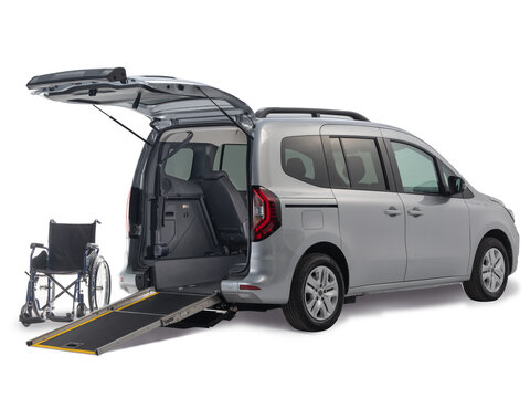Automobile speciale per disabili.