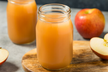 Refreshing Cold Apple Cider Juice