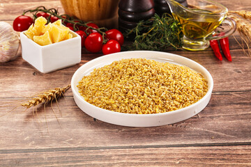 Dry wheat bulgur fow cooking
